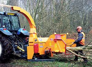 Jensen chipper in operation