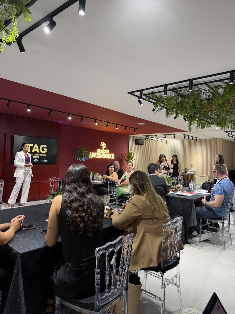 Daiane dando aula ao vivo na Imersão TAG