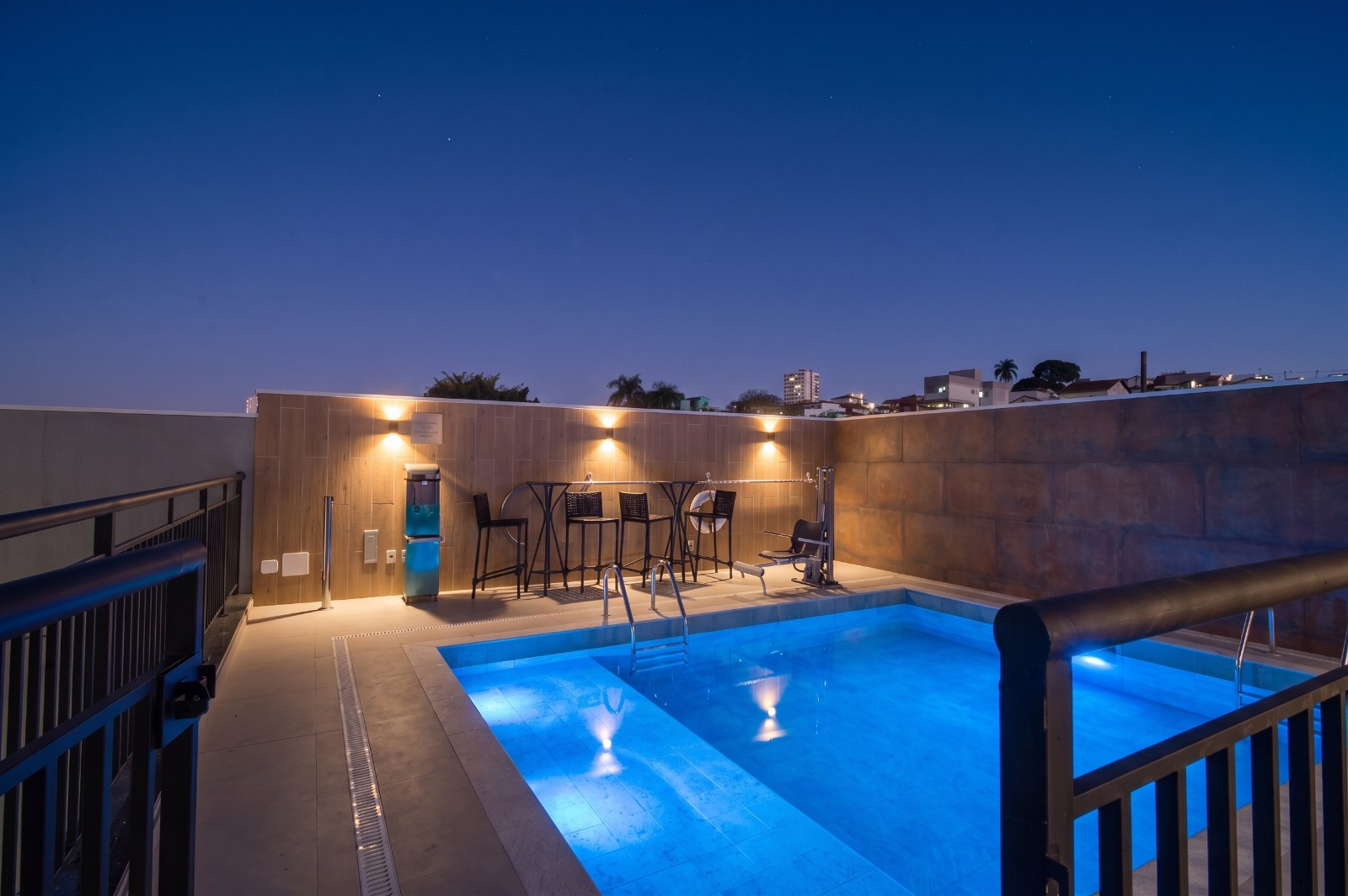 Piscina no Térreo