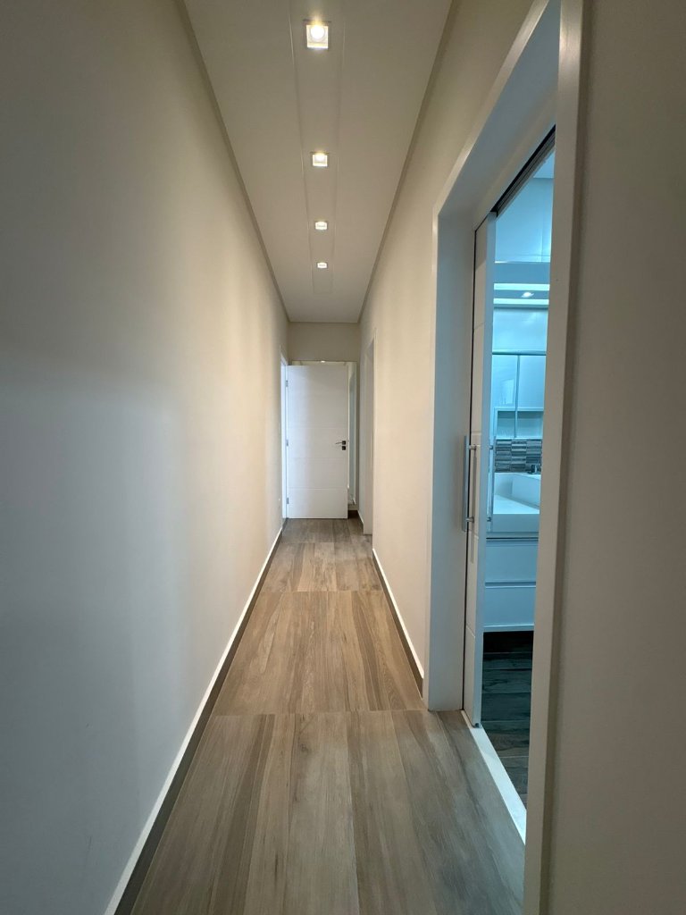 Interno 19