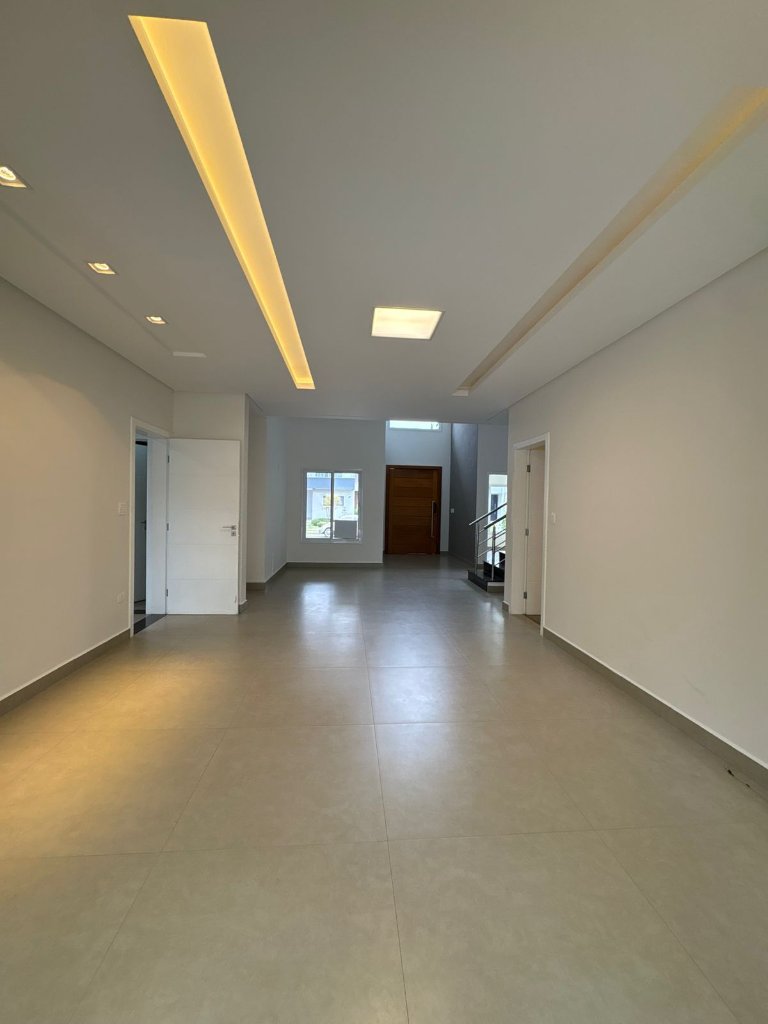 Interno 16