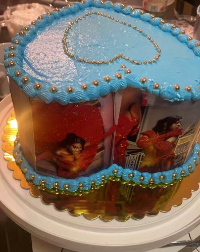 Baker 2 Cake