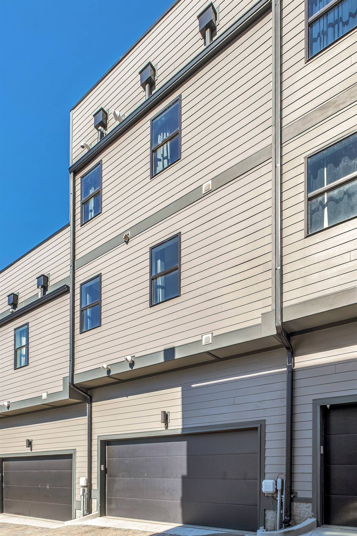 Ham 2 - Aerie-Rooftop Patio & Spa-Mins to Broadway! 7