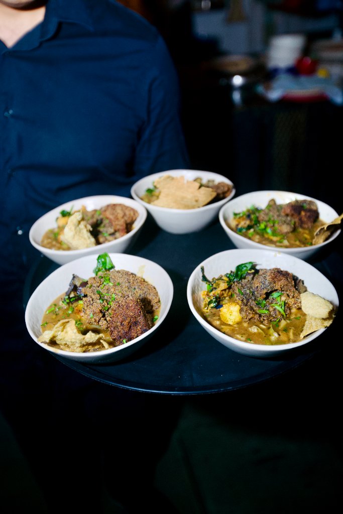Five bowls on tray