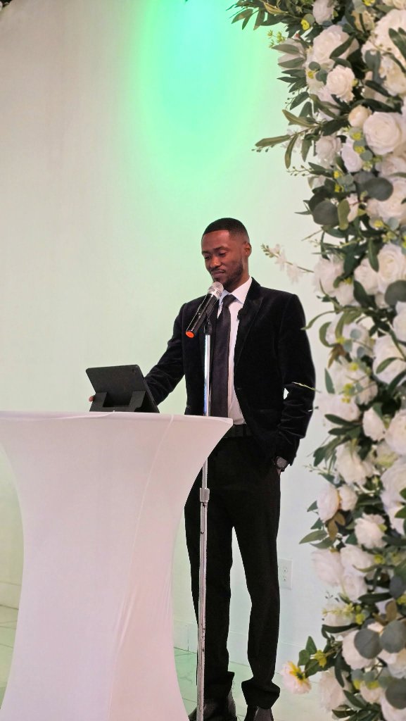 1228 Weddings real couple