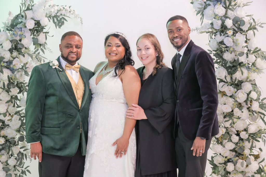 1228 Weddings real couple