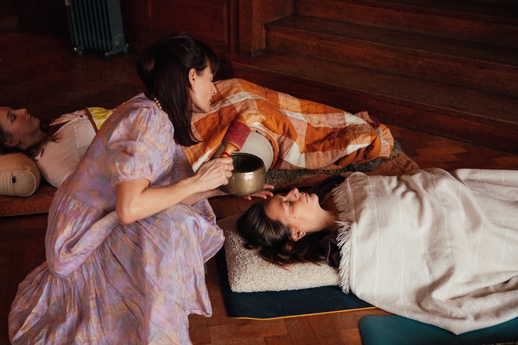 Tibetan sound healing session with singing bowl