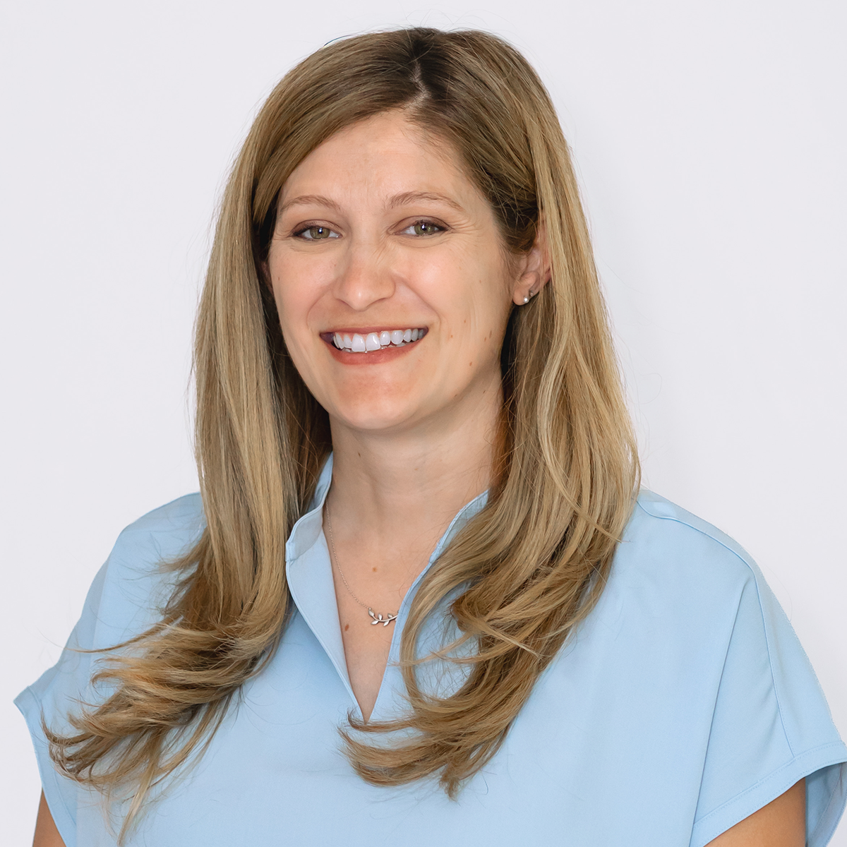 Dr. Dr. Aryel Rigano, Veterinary Ophthalmology Resident - Veterinary ophthalmology resident
