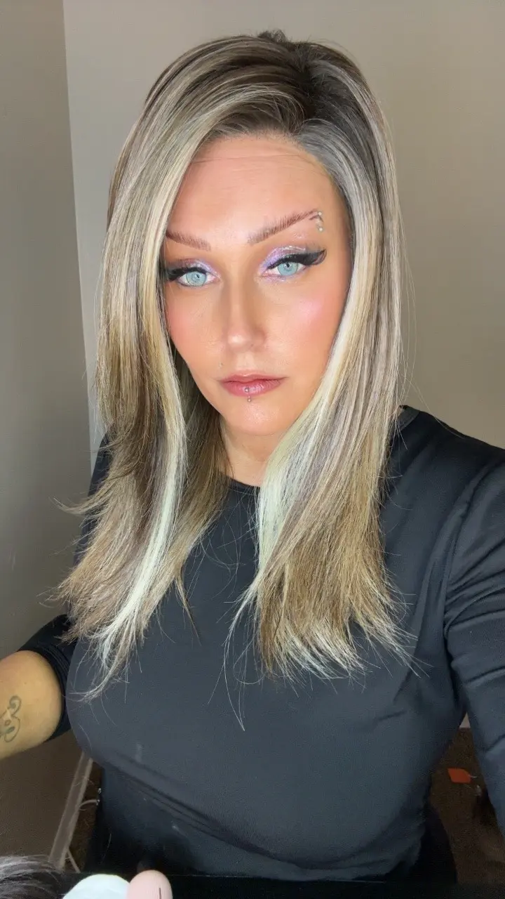 JB Extensions Kai Snowflake Lace Front | Mix Blonde Long Straight Wig – Brand New, Never Worn 🔥