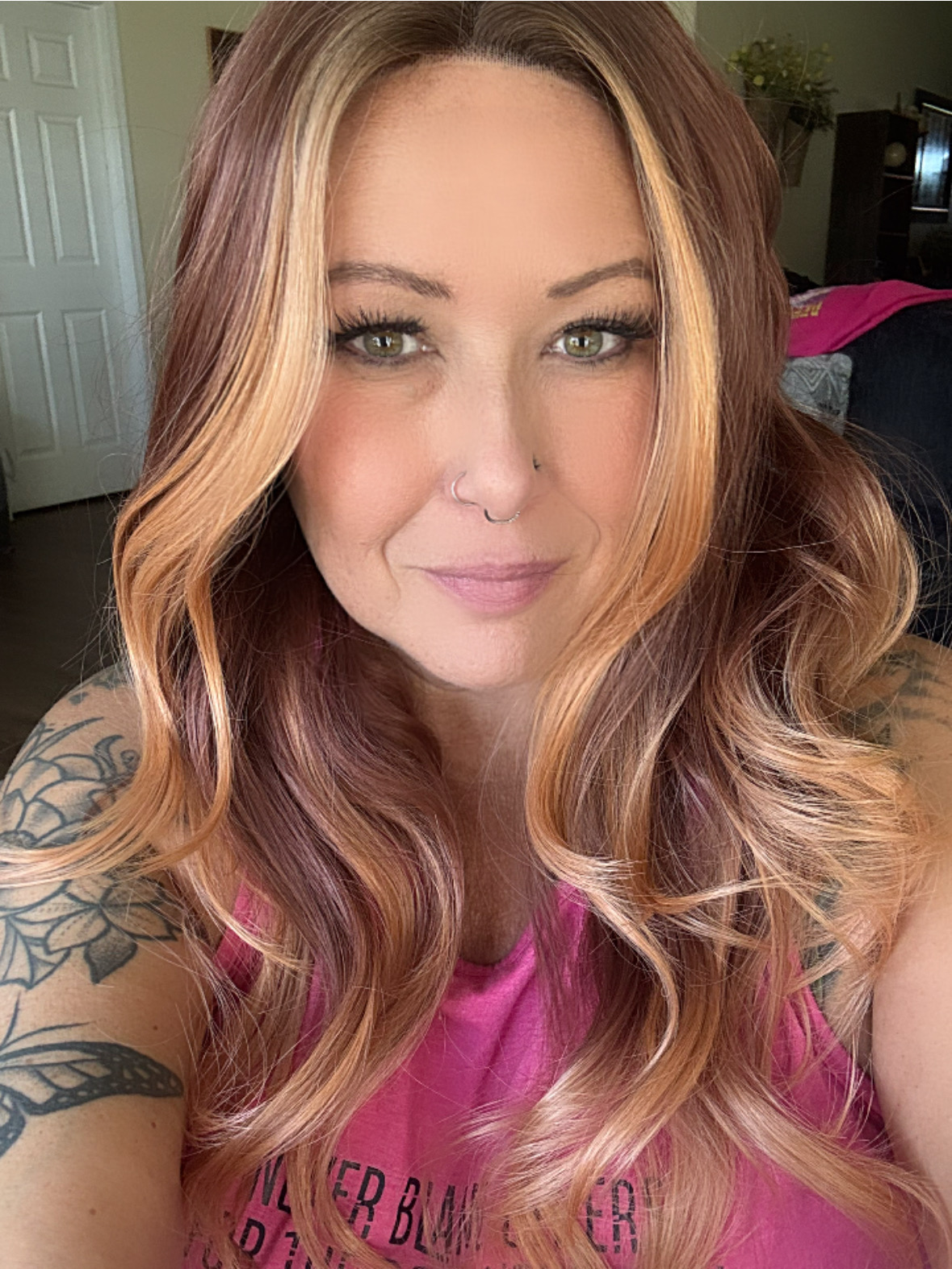 Auburn & rose gold Smilco 