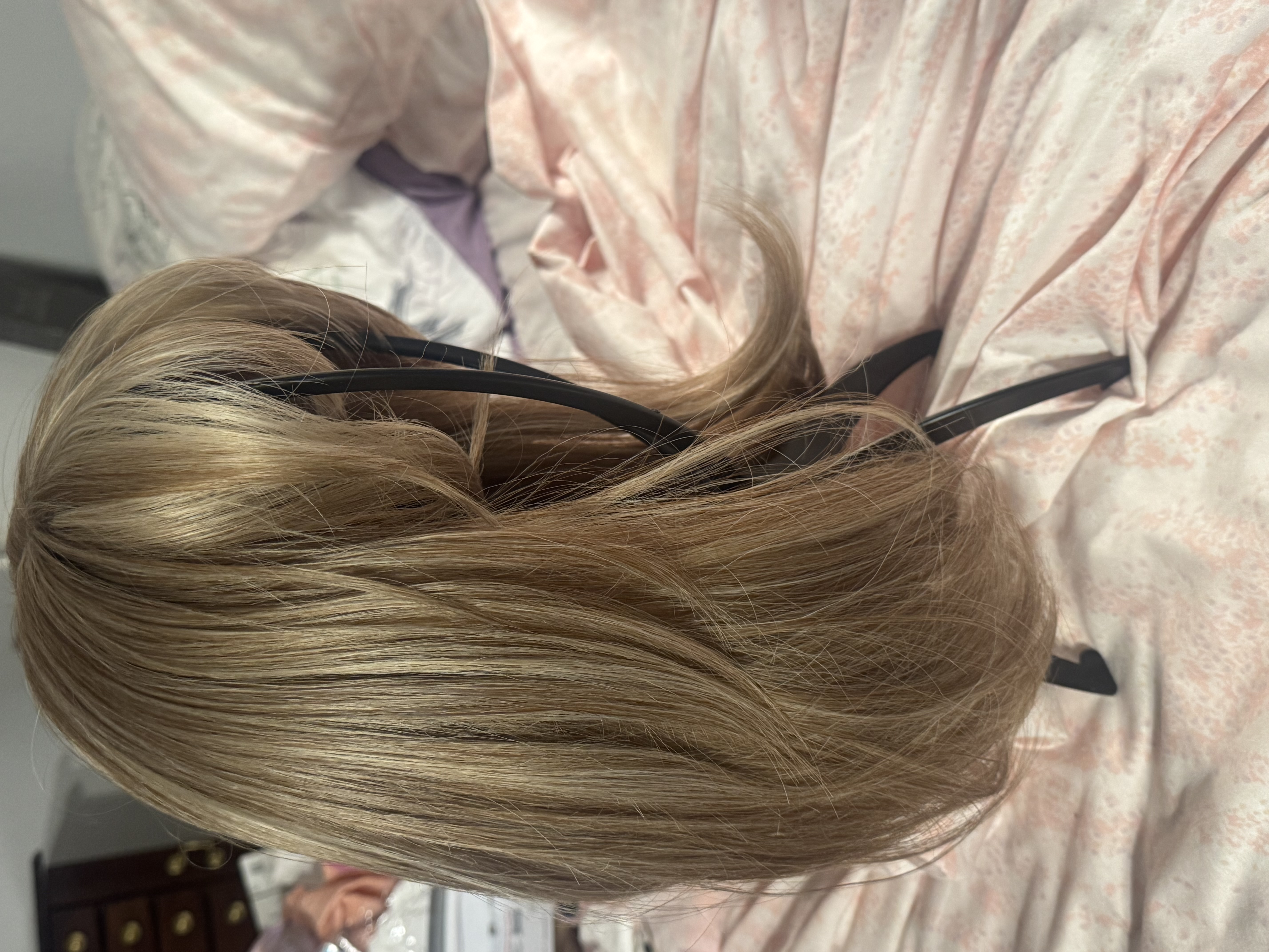 Dirty Blonde bob