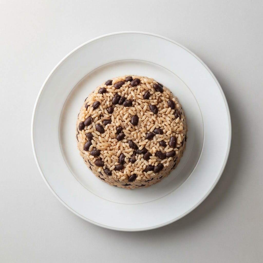 Timbal de Arroz Integral con Frijoles Especiados