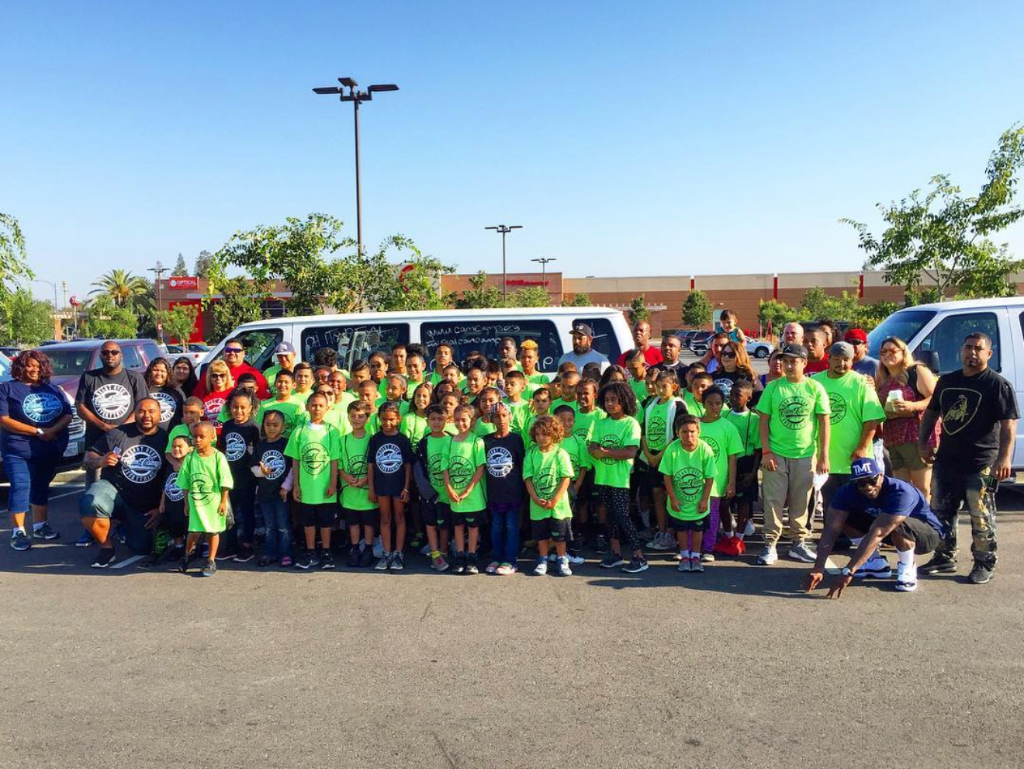 CamCamp youth football campers group photo
