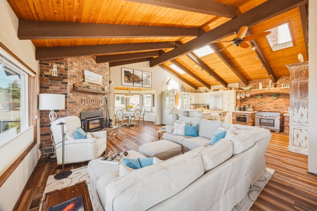 Main Living Space — Bayview Edison Rd