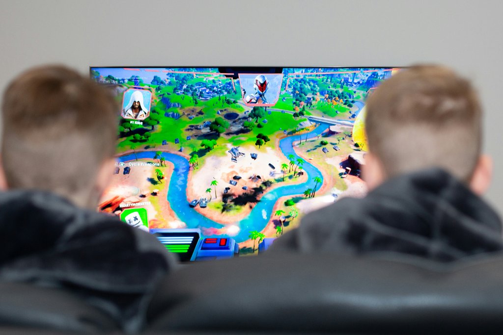 PC Power on any screen