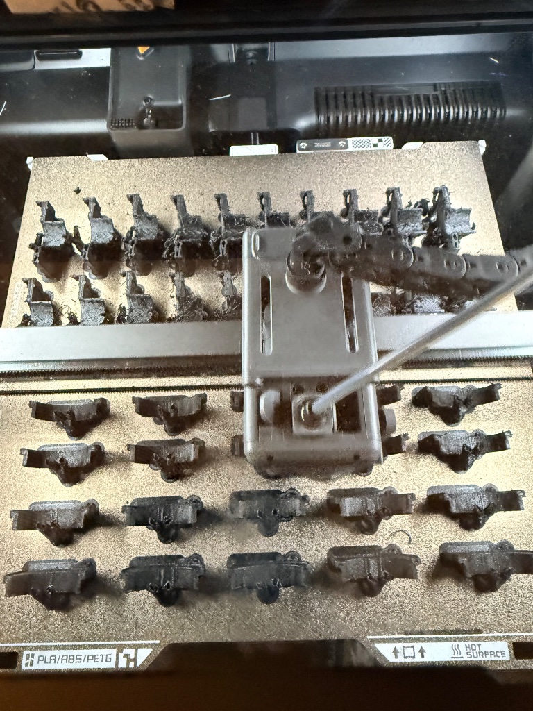 DK Black bush rubber centres printing in real time — watch the magic happen