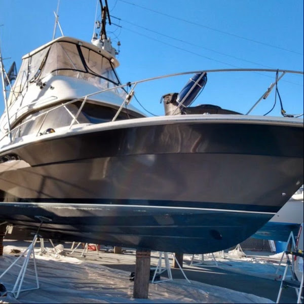 Wrapped sport fishing boat hull