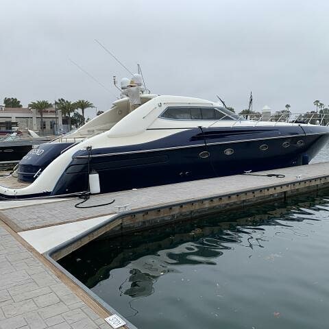 Motor yacht wrap