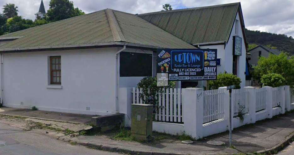Uptown Restobar & Lounge