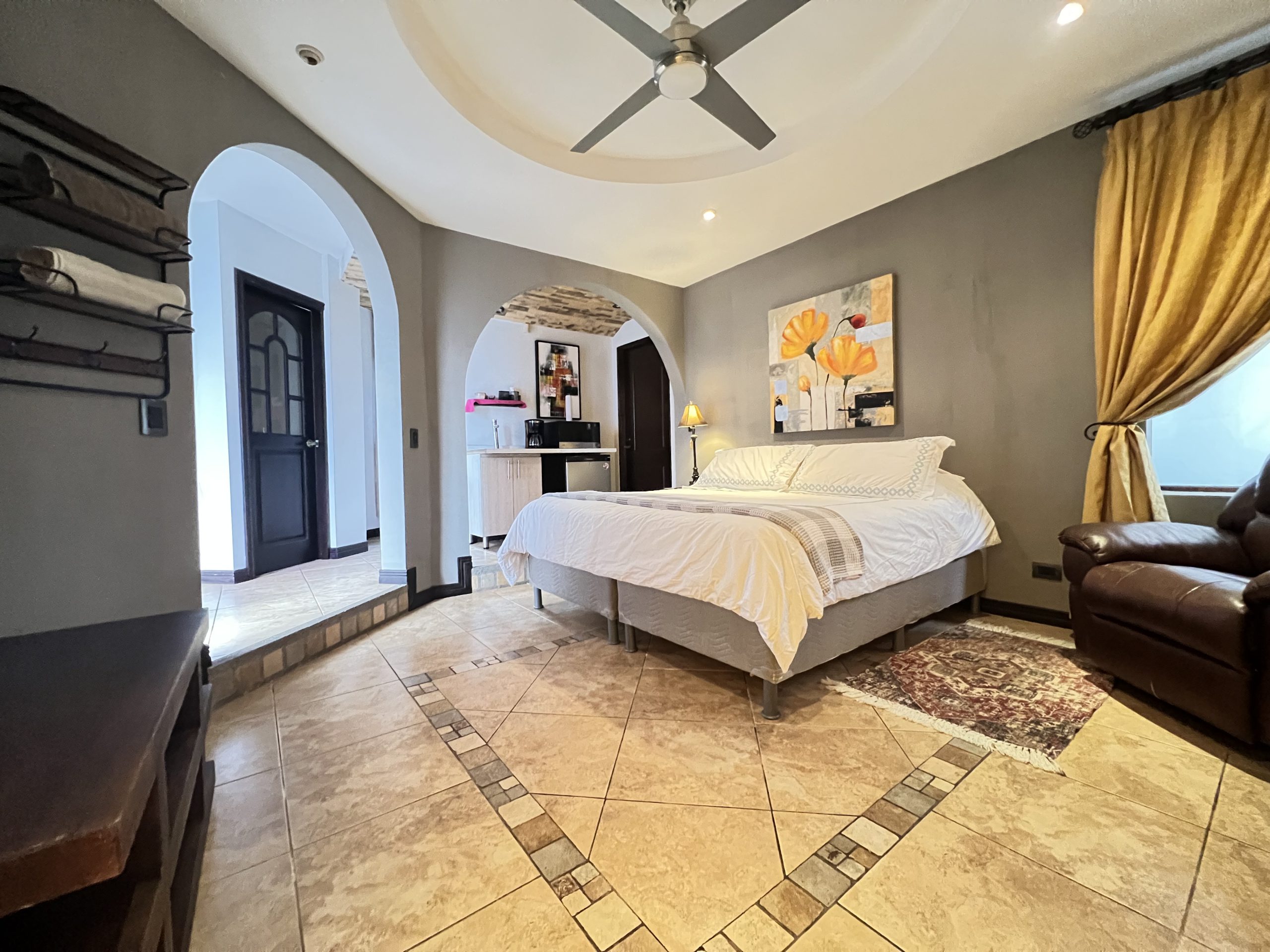 Suite Colonial Ground Floor gallery 15