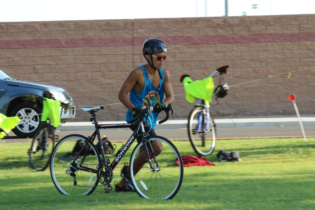 Desert Juggernauts team gathering at training camp Bullhead City