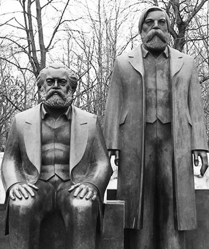 Statues of Marx and Engels