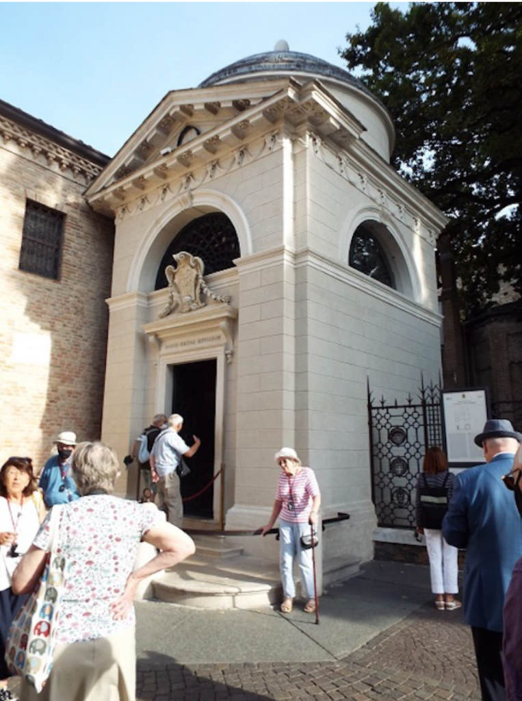 Dante's tomb in Ravenna