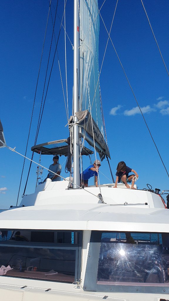 Bali 4.3 catamaran under sail, Bahamas (2023)