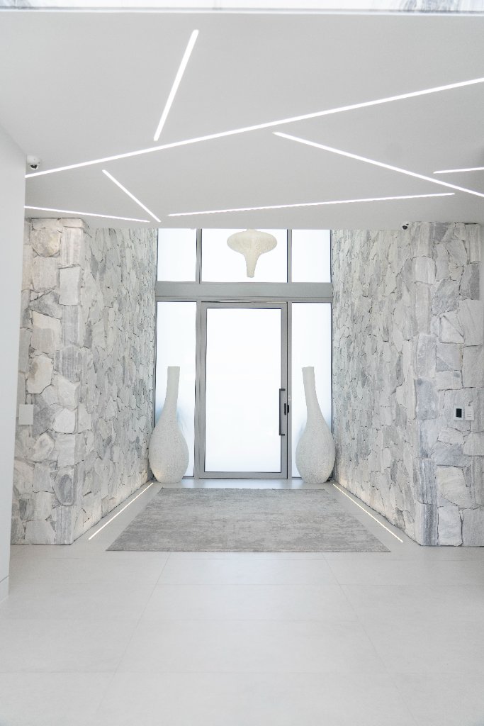 Entry pendants and LED