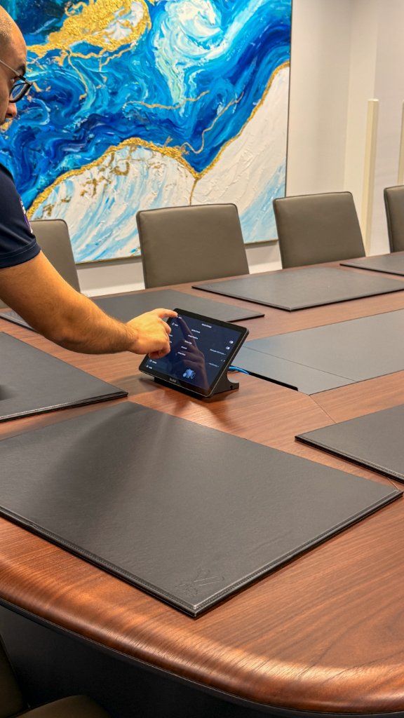 Conference Room — Yealink Touch Controller
