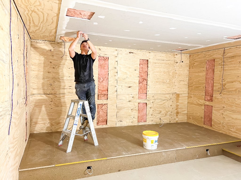 Ceiling & Wall Finishing
