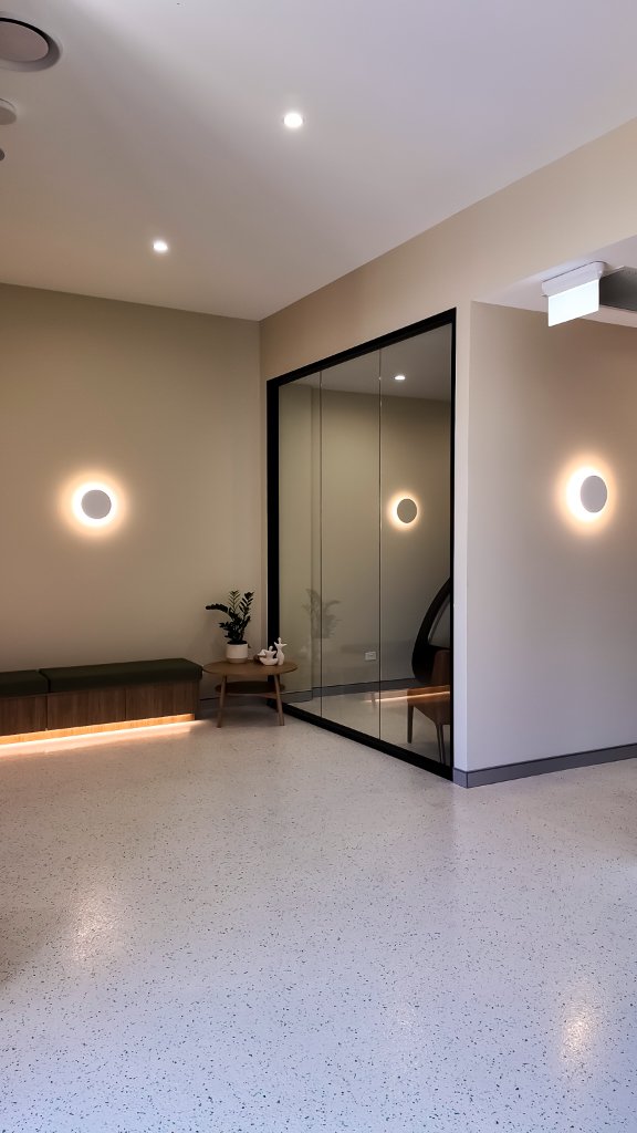 Waiting Lounge - Recovery Rooms