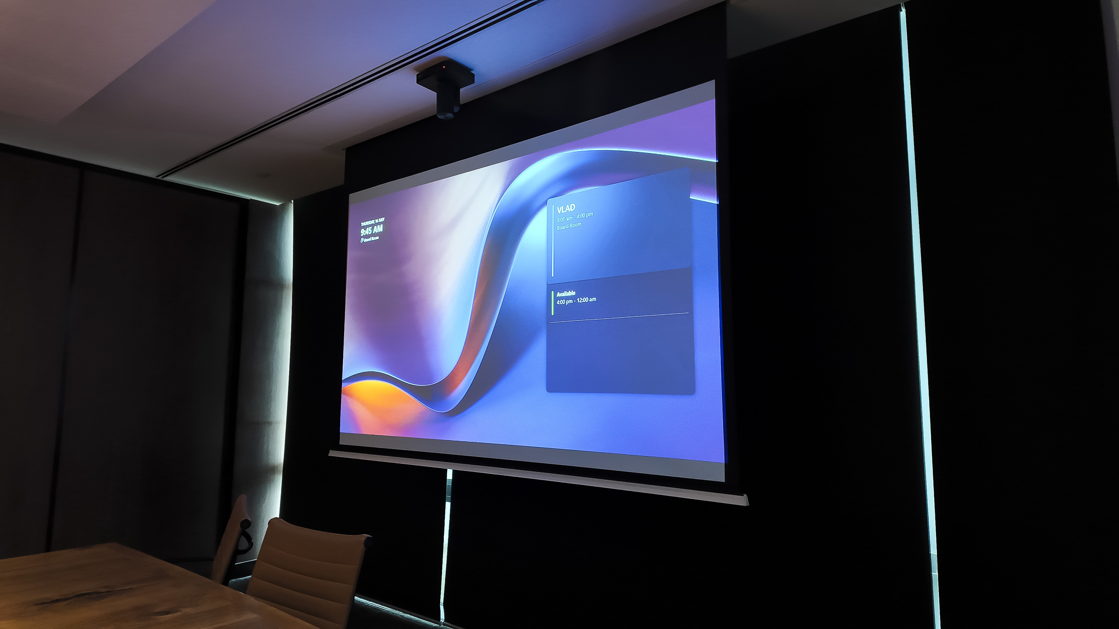 Meeting Room — Display & Console