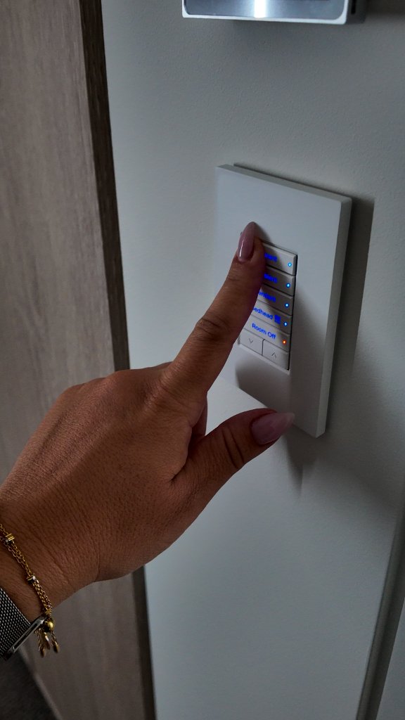 Control4 — Keypad