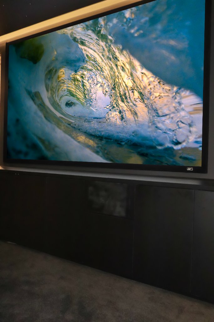 Theatre — Screen Display (Wave)