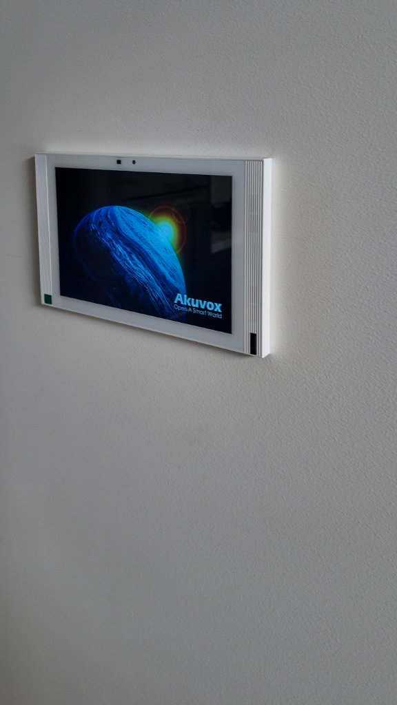 Akuvox & Keypad — Entry Hall