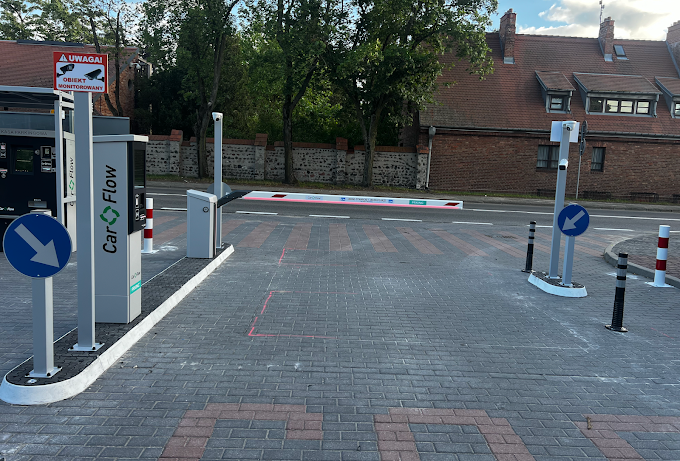 Parking Żelazowa Wola, ul. Żelazowa Wola, Chodakówek