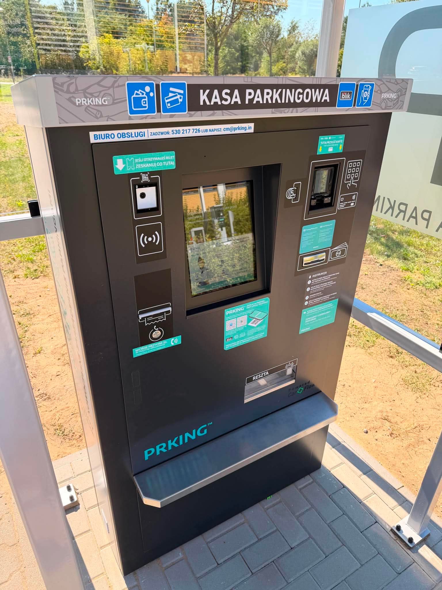Parking SWFiS UAM, Zagajnikowa 9, Poznań