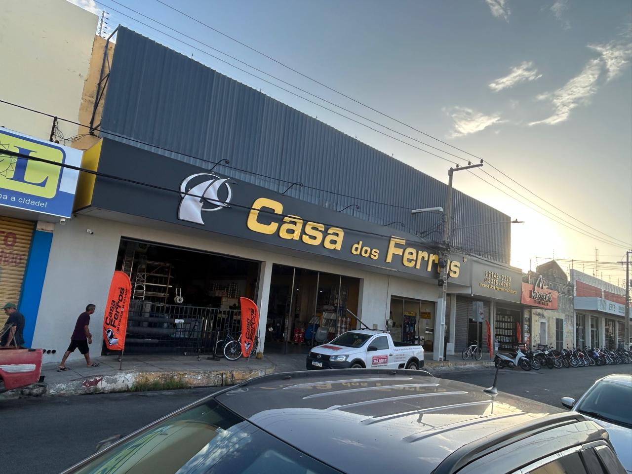 Fachada da loja Casa dos Ferros em Mossoró/RN