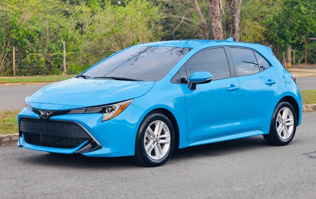 Toyota Corolla SE HB