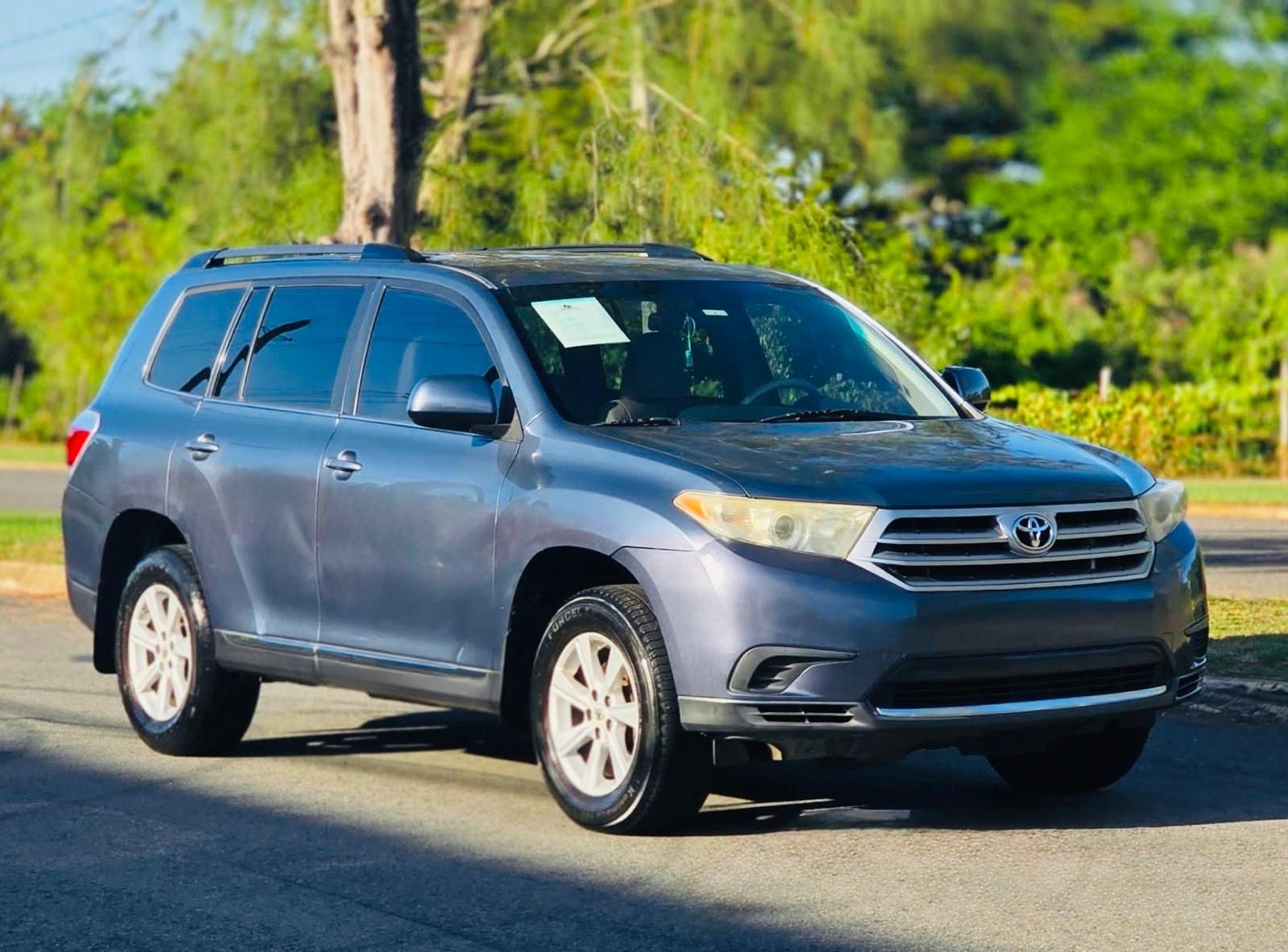 Toyota Highlander - foto 1