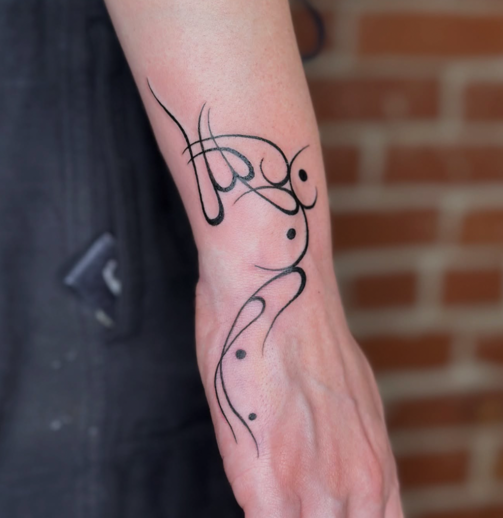 fine line tattoo by Gold Thiefff at The Sunroom LA, Santa Monica CA