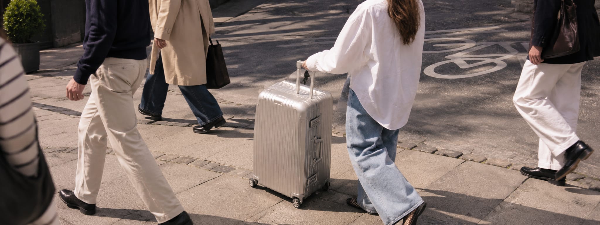 Travelling light with Webag