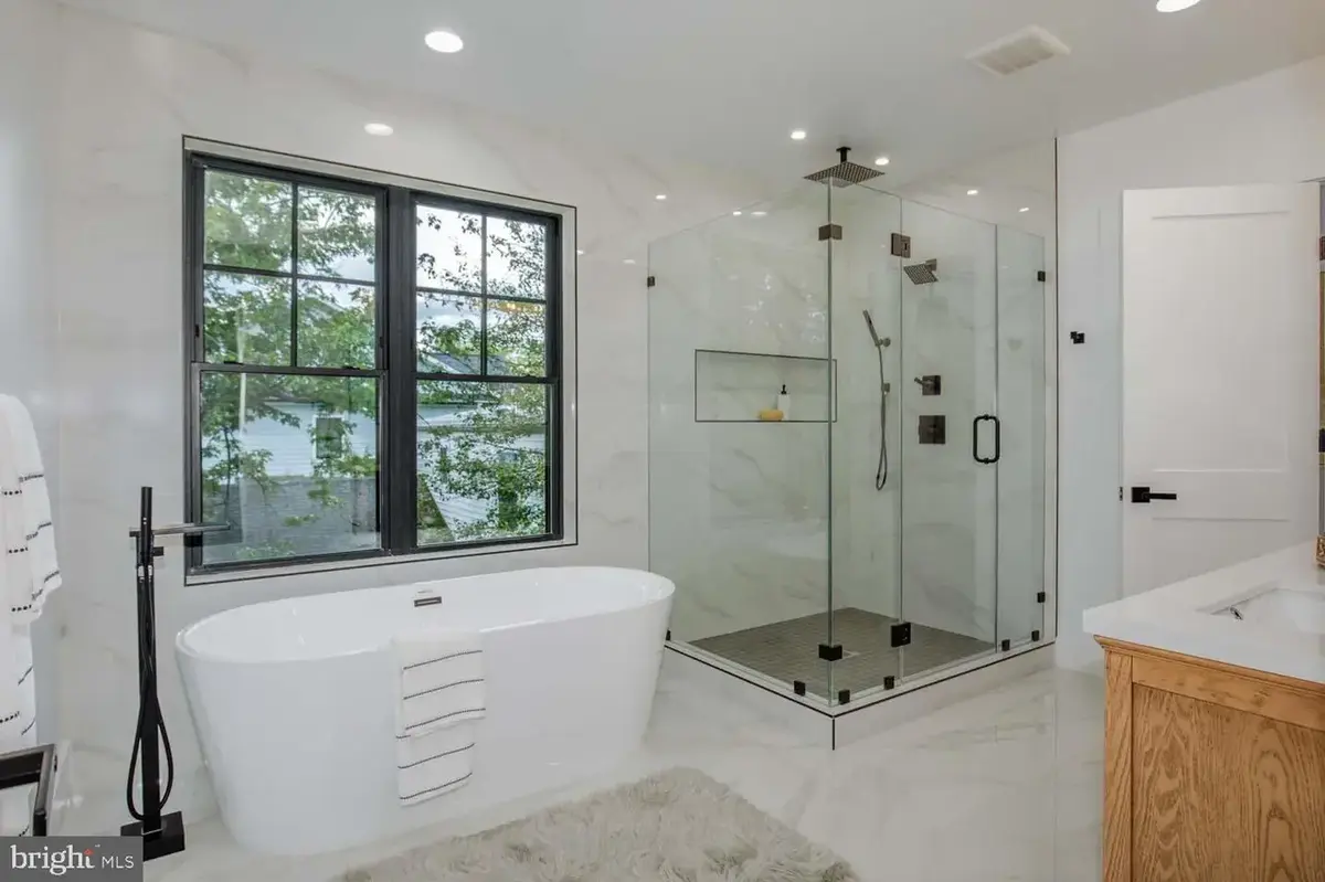 BATHROOM RENOVATIONS