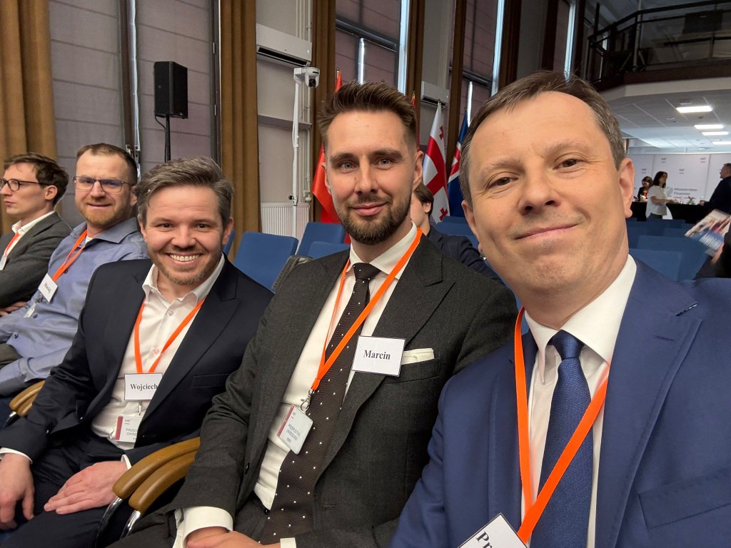 CEMBA attendees at the event