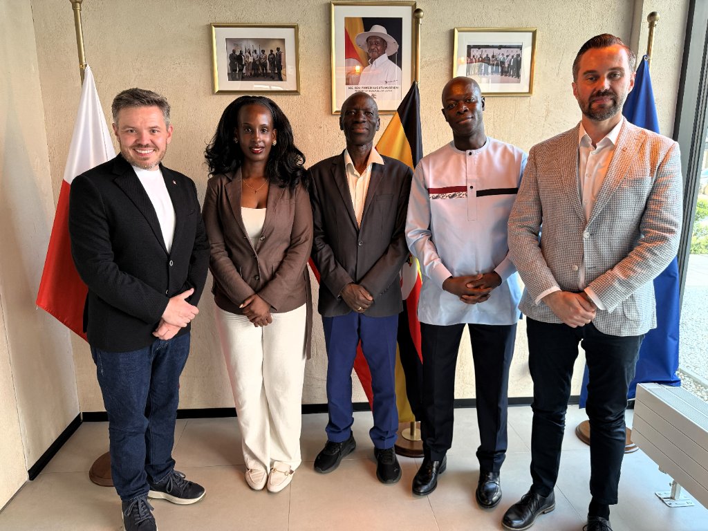 Building Bridges Across Borders: CEMBA Alumni Support the Launch of the Ugandans Association in Poland