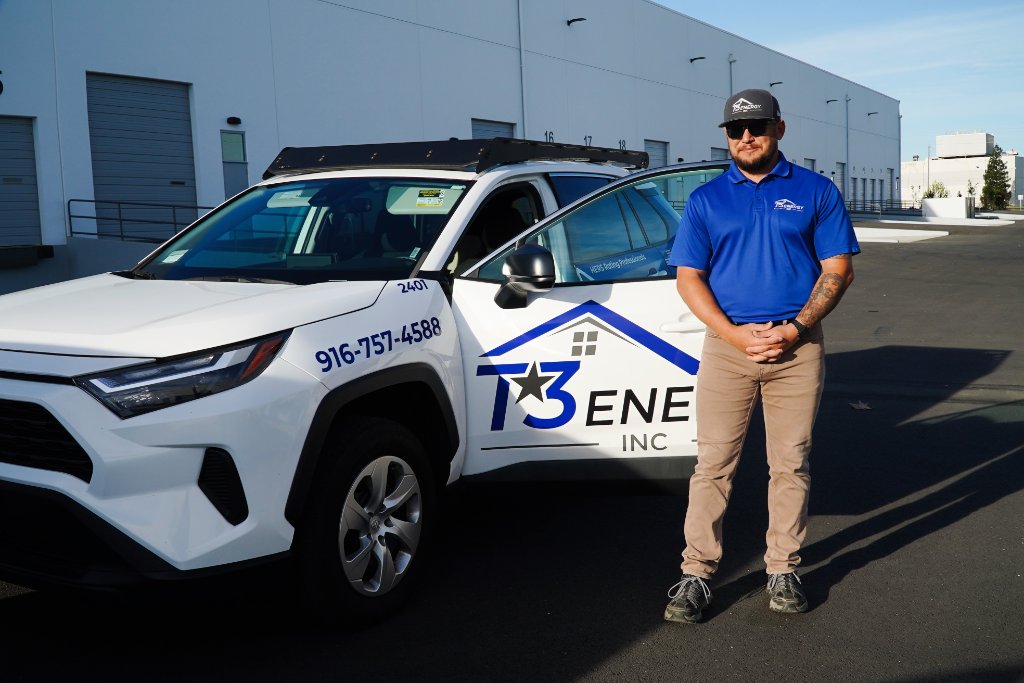 T3 Energy Inc. team member with company vehicle