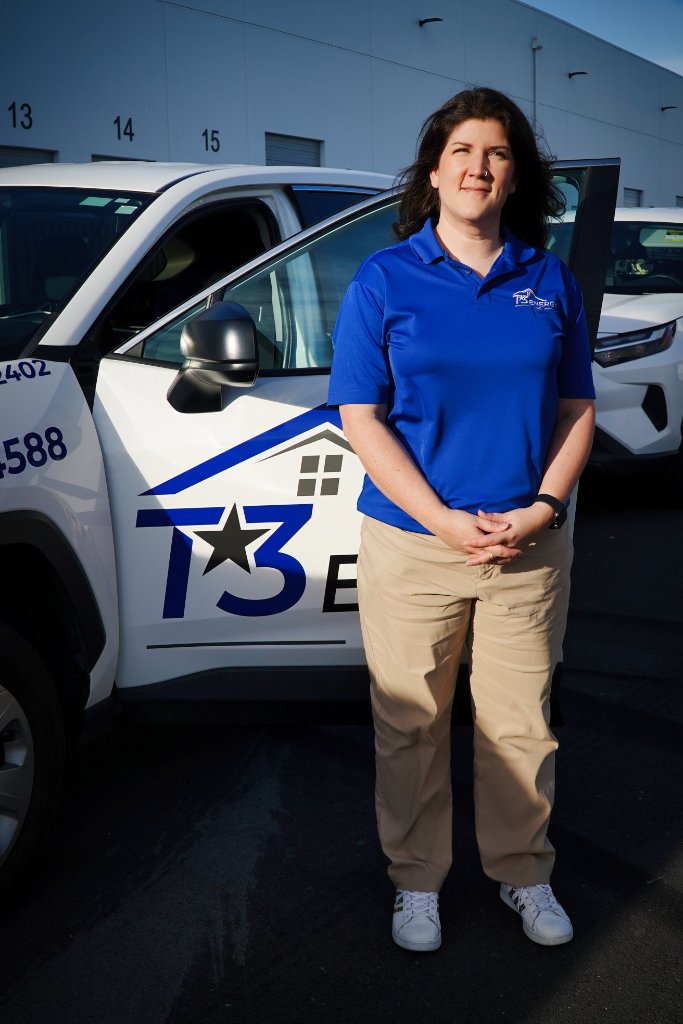 T3 Energy Inc. team member with company vehicle