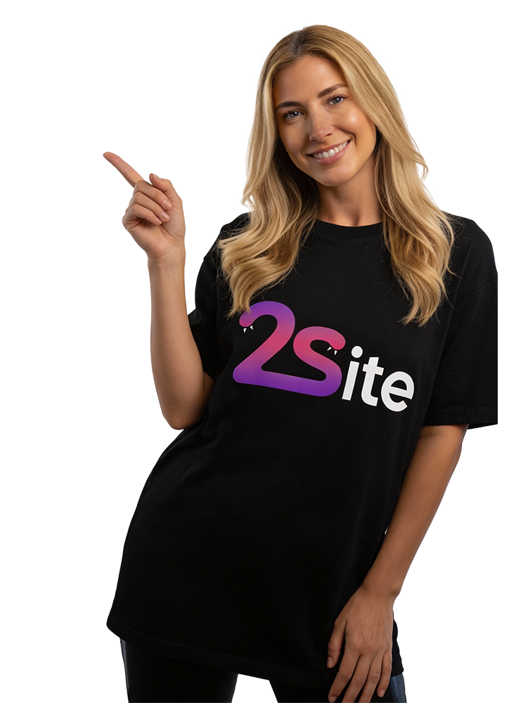 נציגת 2site מציגה את מסלול החבילות לבניית אתרים ותחזוקה שוטפת
