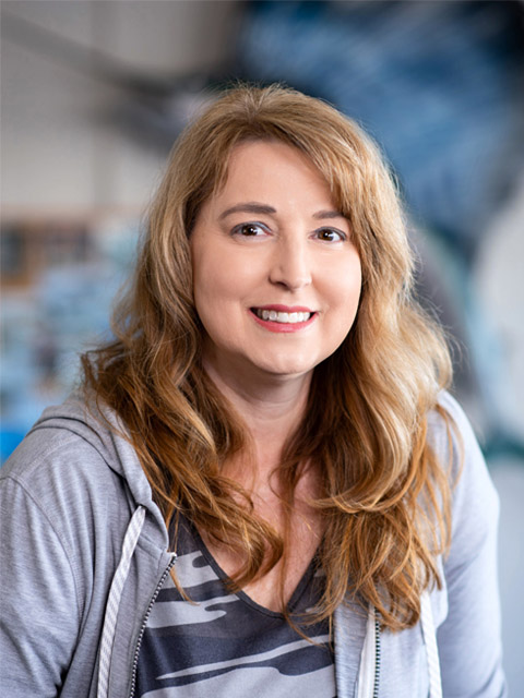 Angela Travis